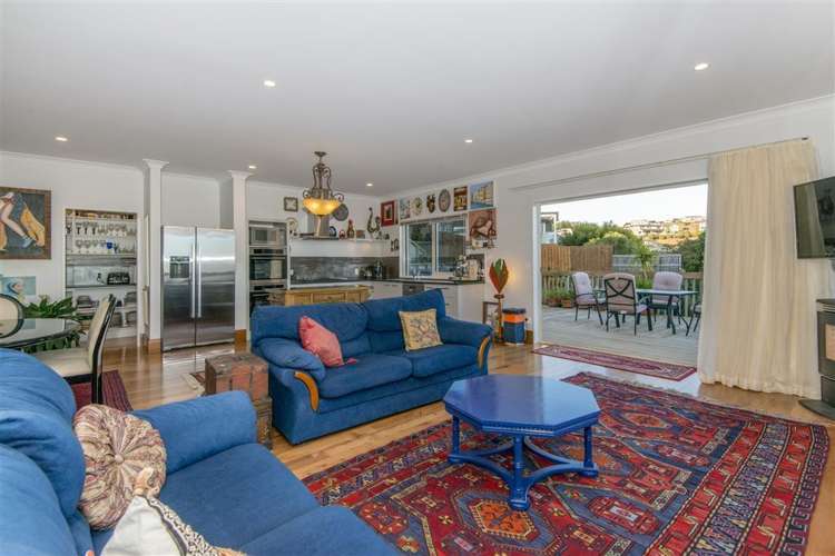 100 Huntsbury Avenue Huntsbury_2