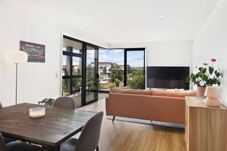 3/2 Sioux Road Hobsonville_2