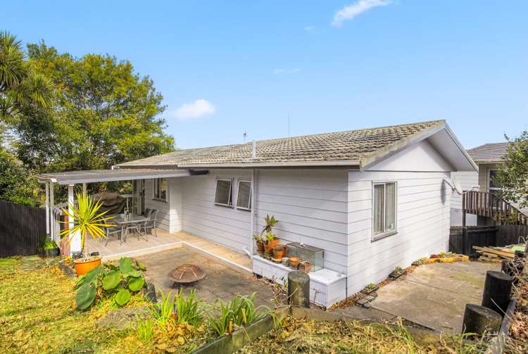 34 Alidade Place Massey_13