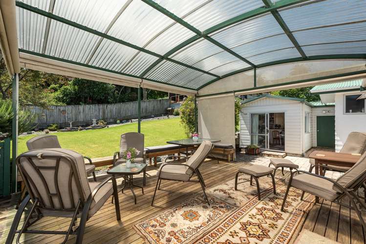 4 Jonathon Street Brookfield_12