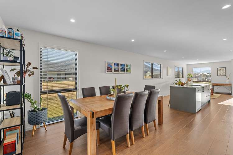 97 Burdon Loop Lake Hawea_7