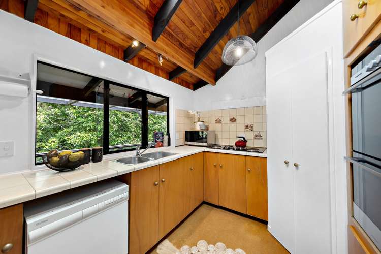 93 Redoubt Road Goodwood Heights_13