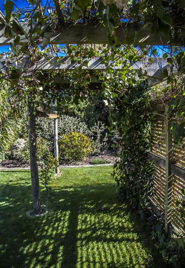 6a Lady Cobham Grove Anakiwa and Surrounds_7