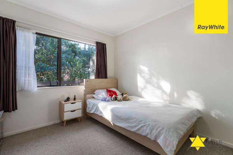 18 Meynell Court Glen Eden_9