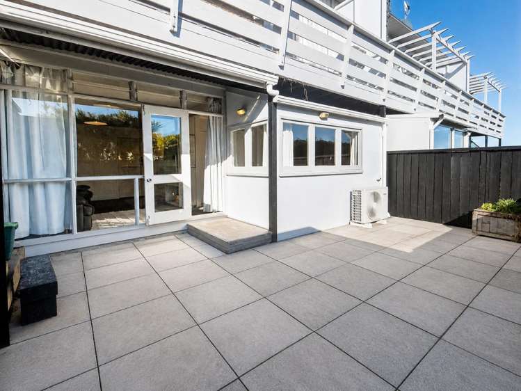 1/8 Harvey Place Saint Heliers_8