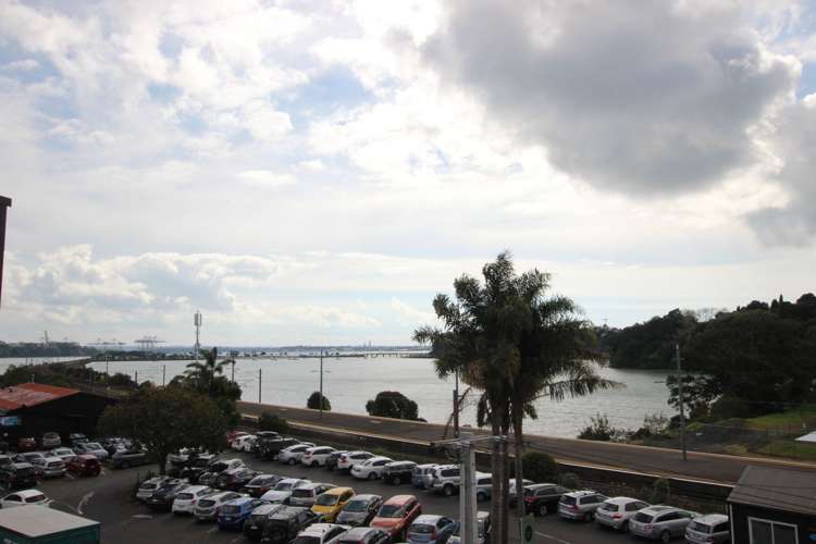 Ground Floor/228 Orakei Road Orakei_5