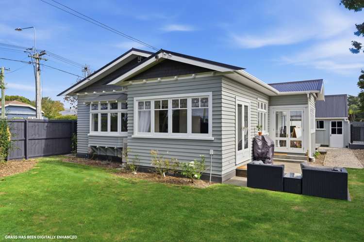 7 Coronation Street_0