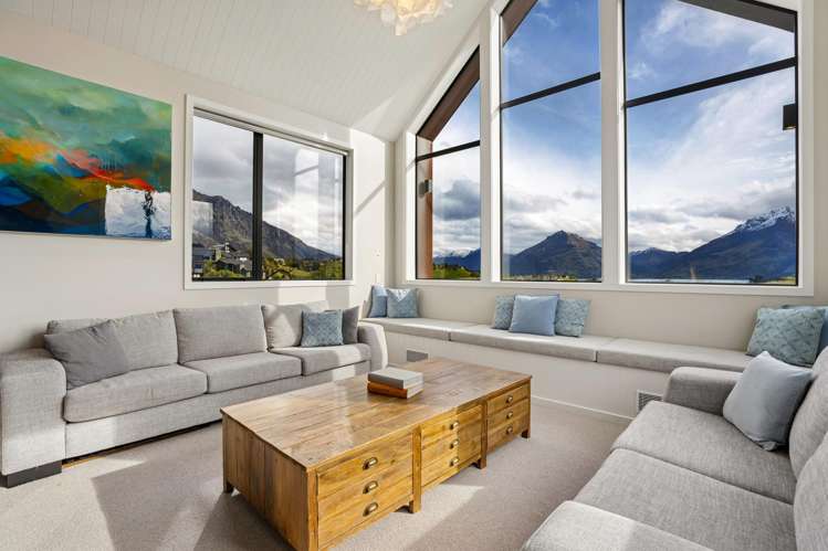 4 McKellar Drive Jacks Point_12