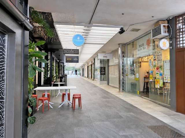 53M² RETAIL OPPORTUNITY - PARKWAY ARCADE