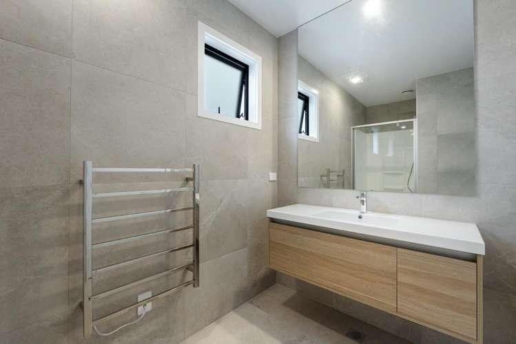 9 Ngakete Crescent Glenfield_7