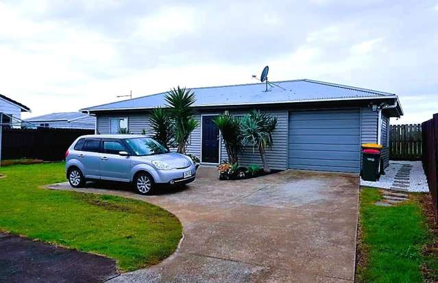 Charming Mangere Bridge Home – 2BR + Study