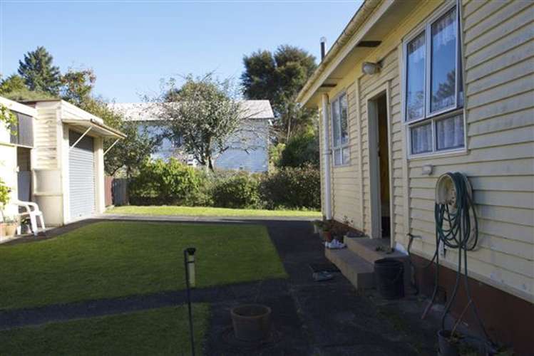 2 Armstrong Street Arapuni_23