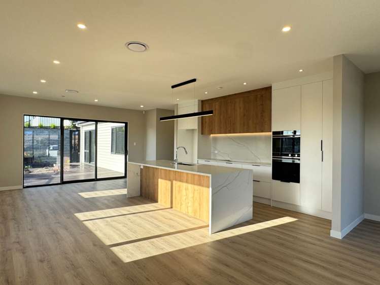 17 Tukutata Crescent Milldale_1