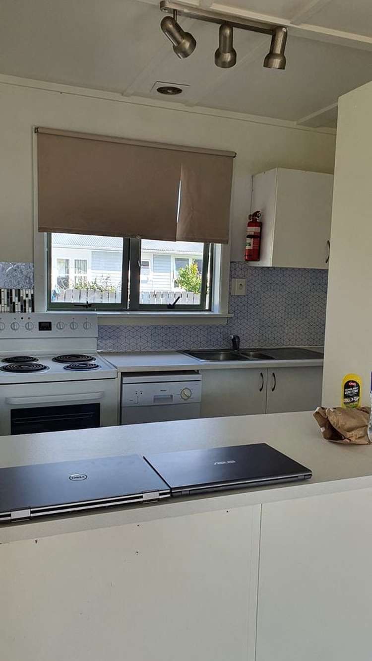 11A Henderson Crescent Parkvale_13