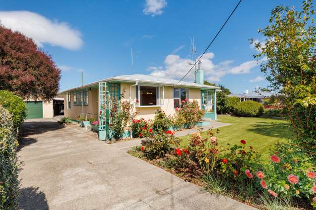 56 Sherwill Street East Feilding_1