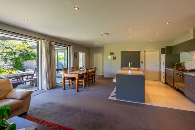 128 Kings Drive Wanaka_2