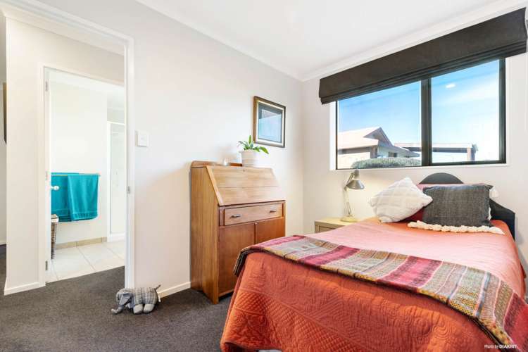 32 Magnolia Drive Waiuku_7