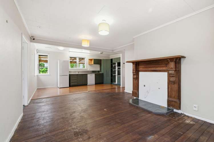 2 Puriri Crescent Hillcrest_7