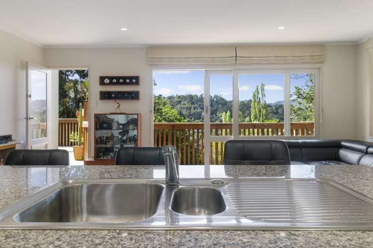 195 Victory Road Laingholm_6