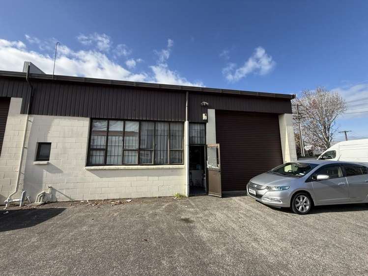 10 Woodruffe Avenue_0