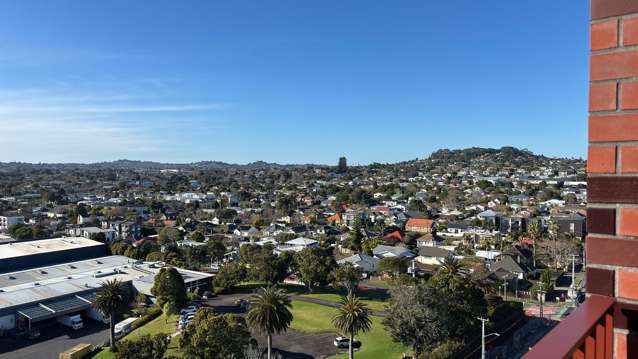 906/2B Te Ara Taurapa Point Chevalier_4