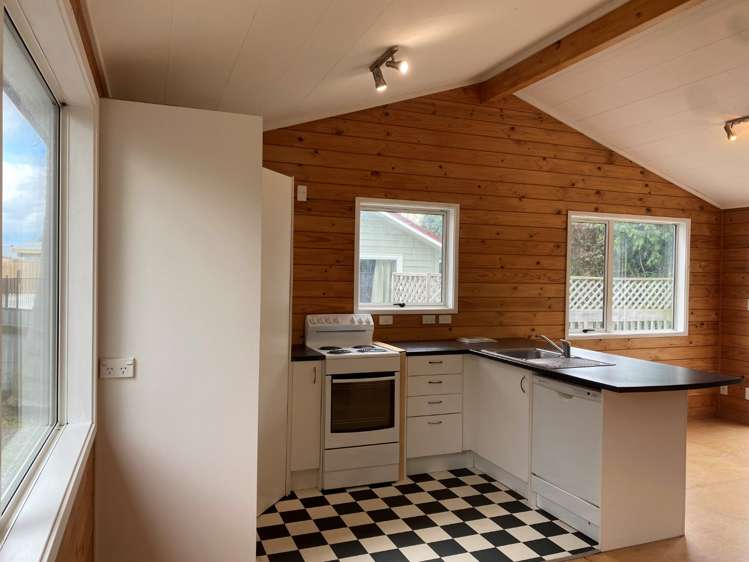 1008a Hood Street 10490_1