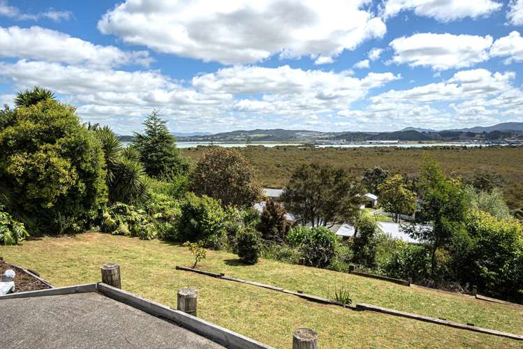 34 Raumati Crescent Onerahi_21