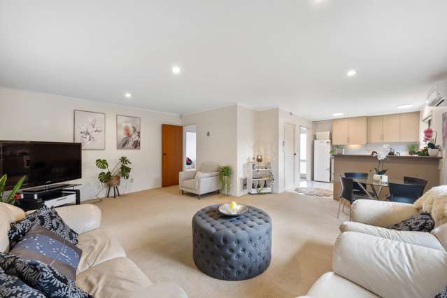 1/119 Glenmore Road Sunnyhills_2