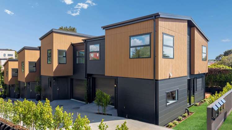 97/1,2,3,4 Cook Street Howick_19