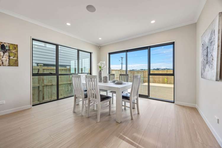 25 Knockanara Drive Flat Bush_12