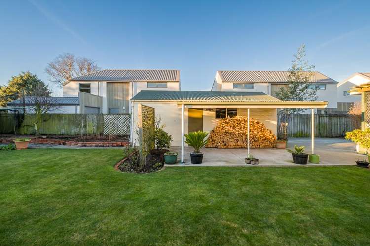 55 Frankleigh Street Somerfield_23