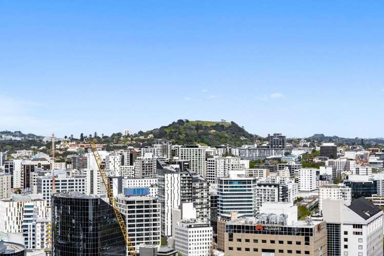 3701/51 Albert Street 10015_20