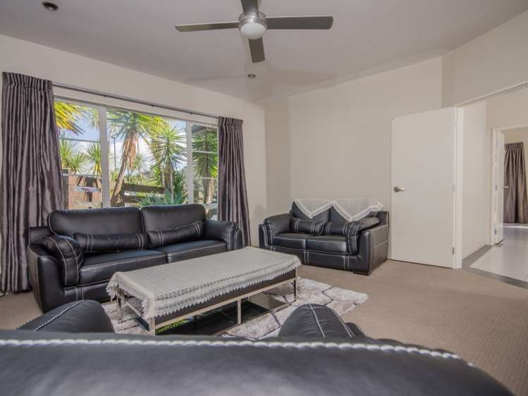 5 Miromiro Street Greenhithe_16