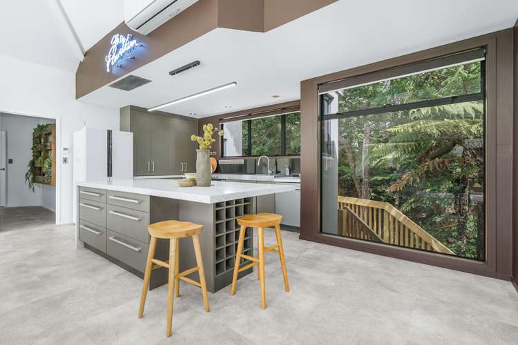 939 River Road Queenwood_9