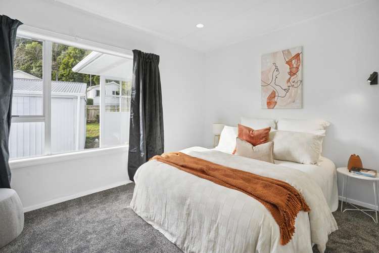 30 Petrie Street Wainuiomata_13