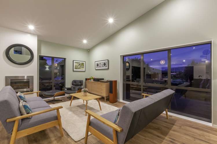 63 The Drive Paraparaumu Beach_10