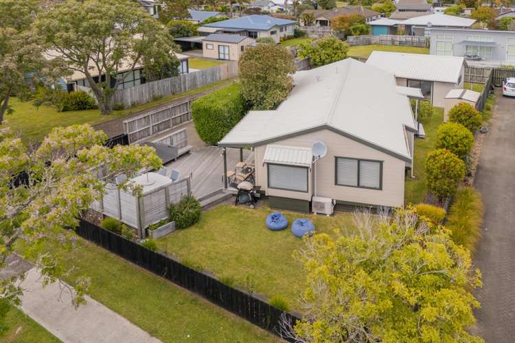 6 Pauanui Beach Road_0