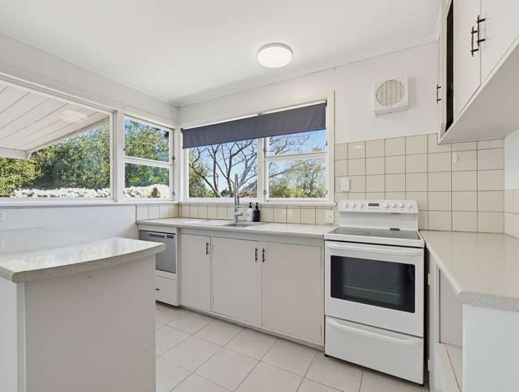 2 Alastair Avenue_3
