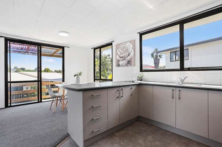 1/22 Starforth Place Henderson_9