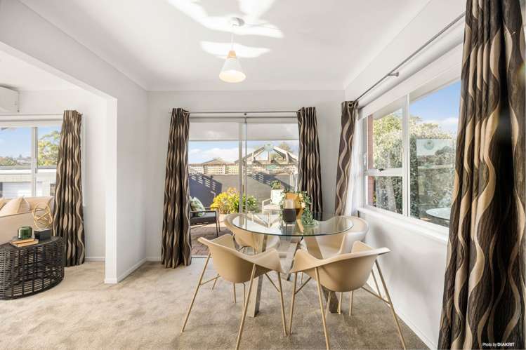 6 Raewyn Place Pakuranga_11