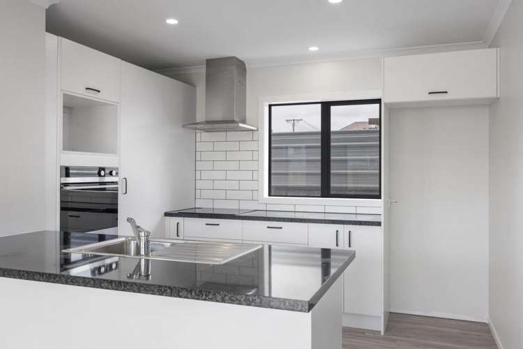 43 Collins Street Hawera_1