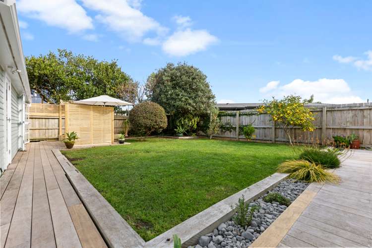 29a Doment Crescent Orewa_25