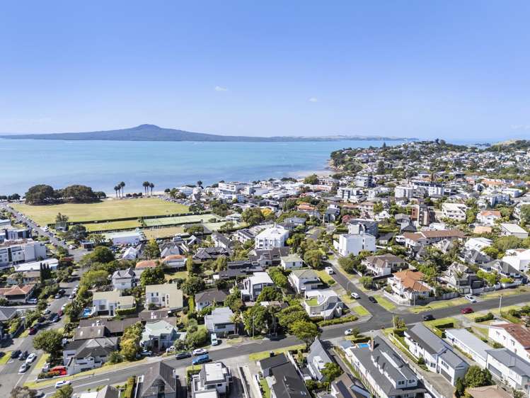 8a Paunui Street St Heliers_23