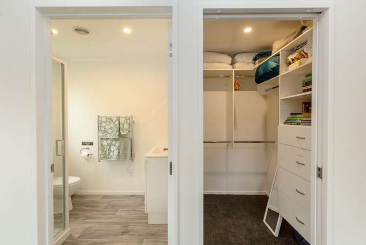 7 Orion Way Featherston_16