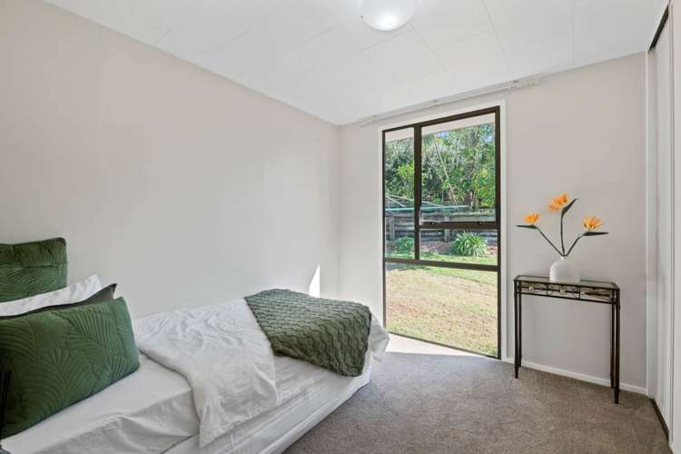 41 John Dee Crescent Red Beach_13