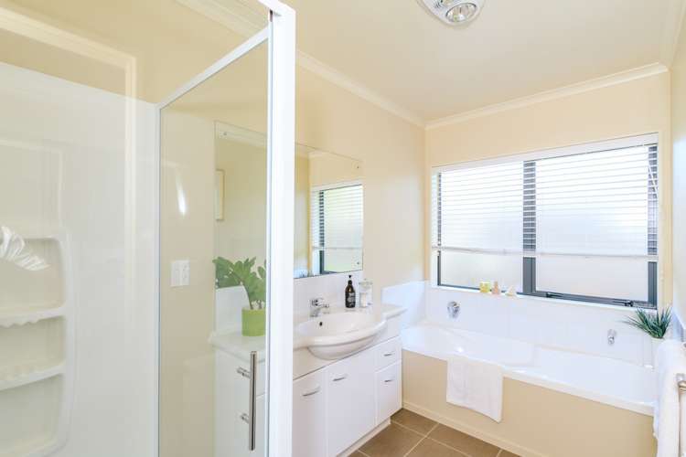 21 Aragon Grove Kingsley Heights_9