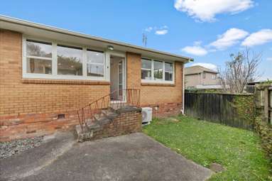 2/102 McLeod Road_2