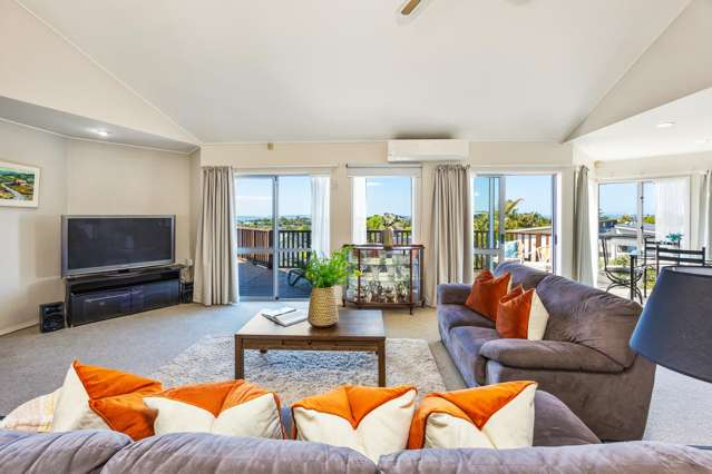 2/134 Bleakhouse Road Mellons Bay_4