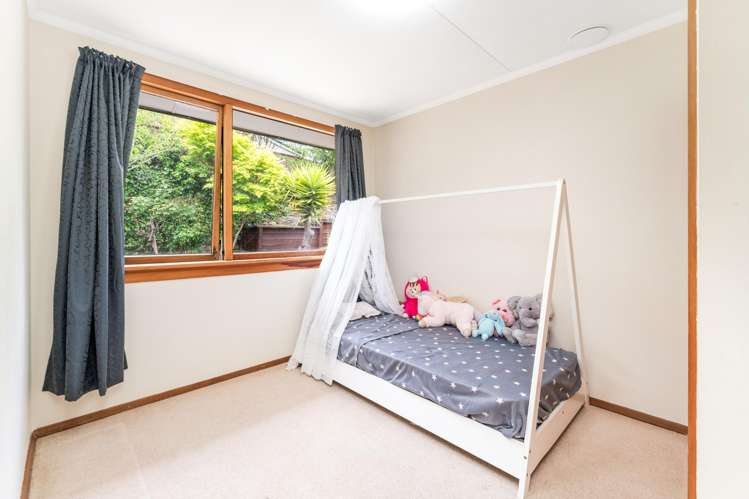 121 Barr Street Kenmure_13