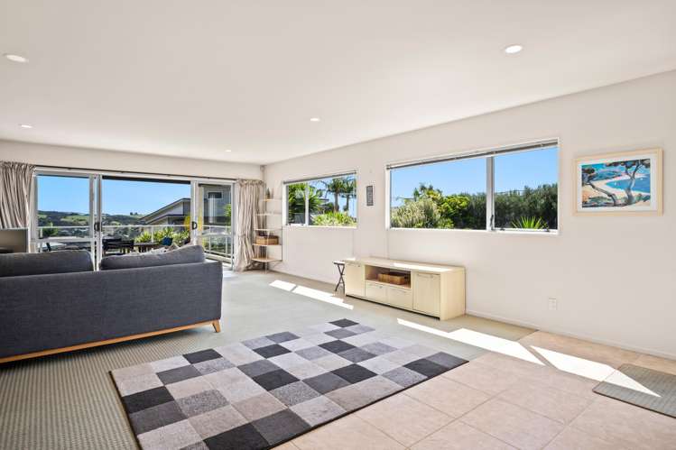 9 Margaret Way Langs Beach_10